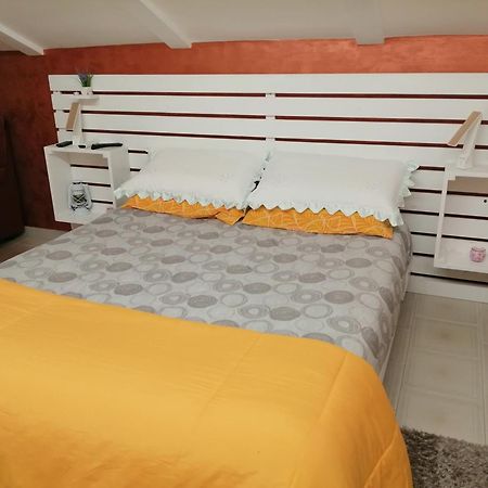 B&B La Camelia Santeramo in Colle Bagian luar foto